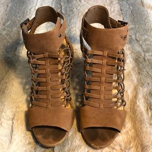 Vince Camuto 100% Leather Fancy Wedges Size 9